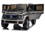 Mercedes Benz EQG, 12 volt elektrische kinderauto met rubberen banden, leder zitje en meer! - Afbeelding 2