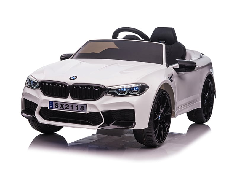 SX2118-white-0.jpg BMW M5, Leder zitje, Rubberen banden, Kinder Accu Auto! - Afbeelding 1